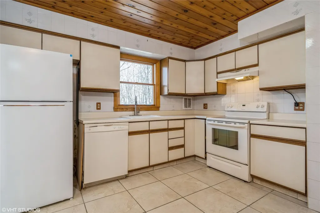 16 Hawxhurst Road Monroe NY 10950