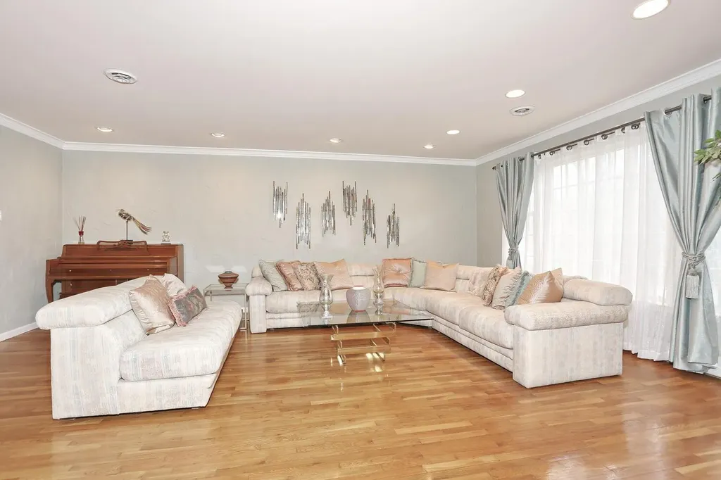 2 Windgate Drive New City NY 10956
