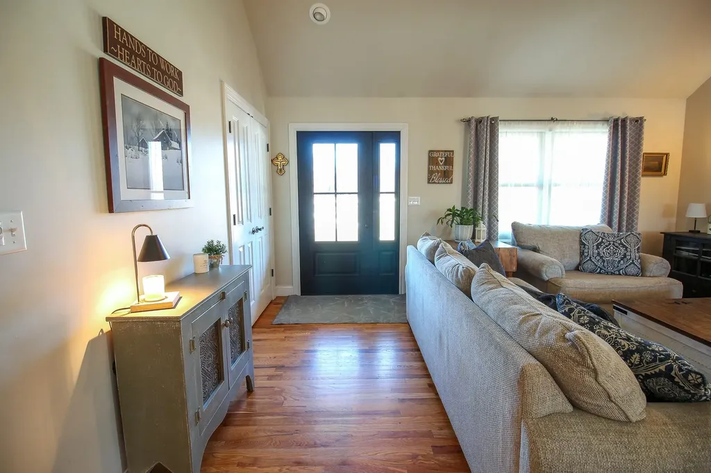 174 Burlingham Road Pine Bush NY 12566