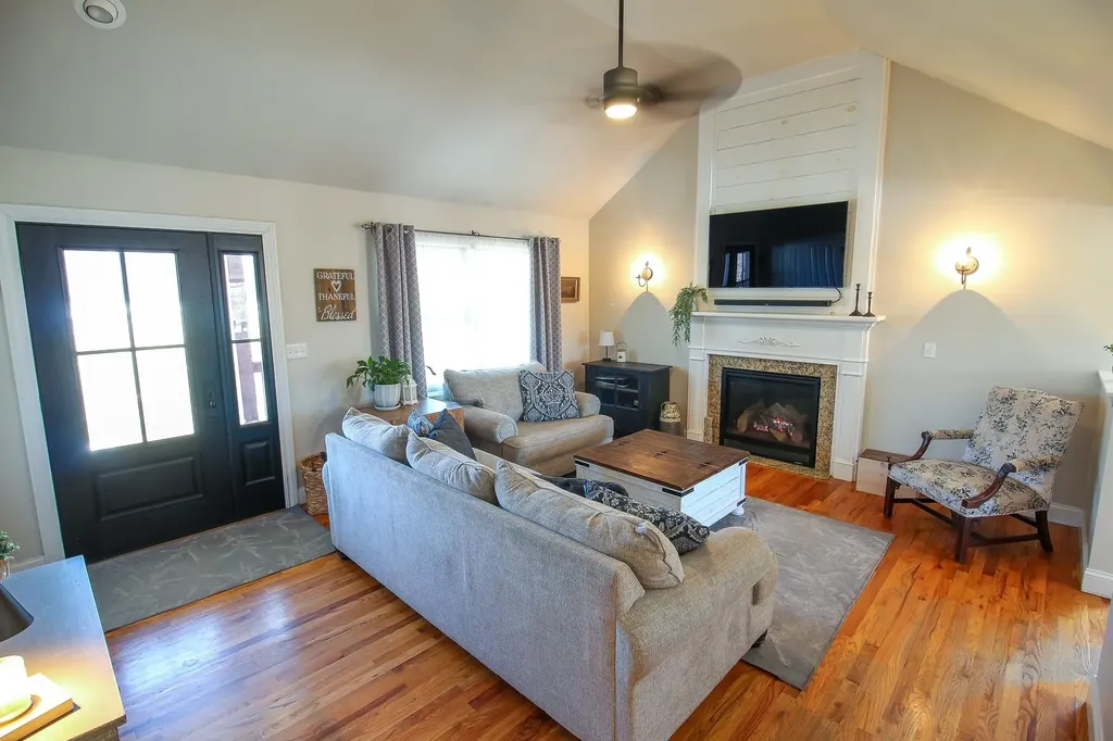174 Burlingham Road Pine Bush NY 12566