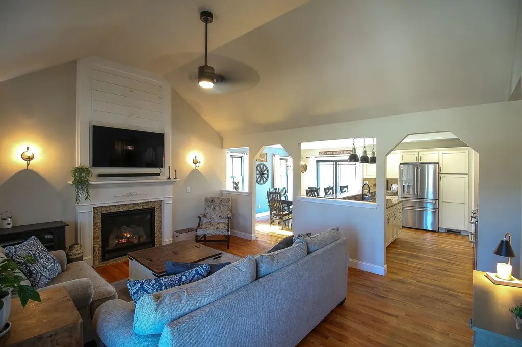 174 Burlingham Road Pine Bush NY 12566