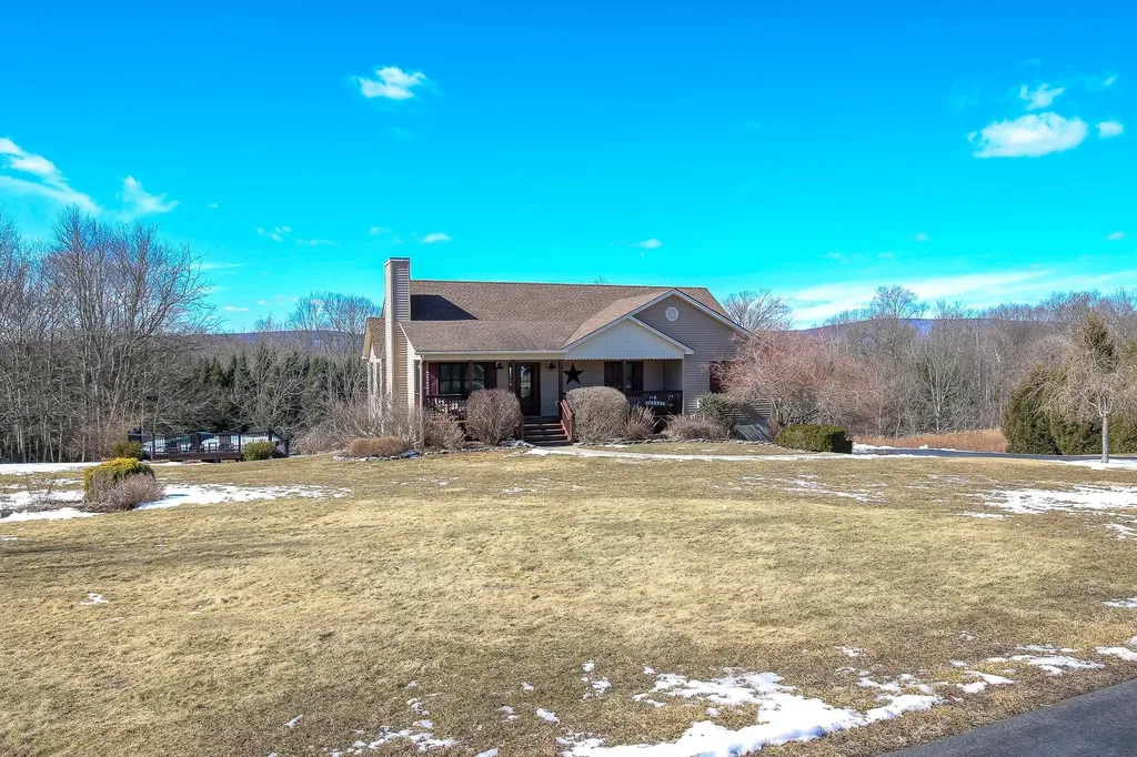 174 Burlingham Road Pine Bush NY 12566