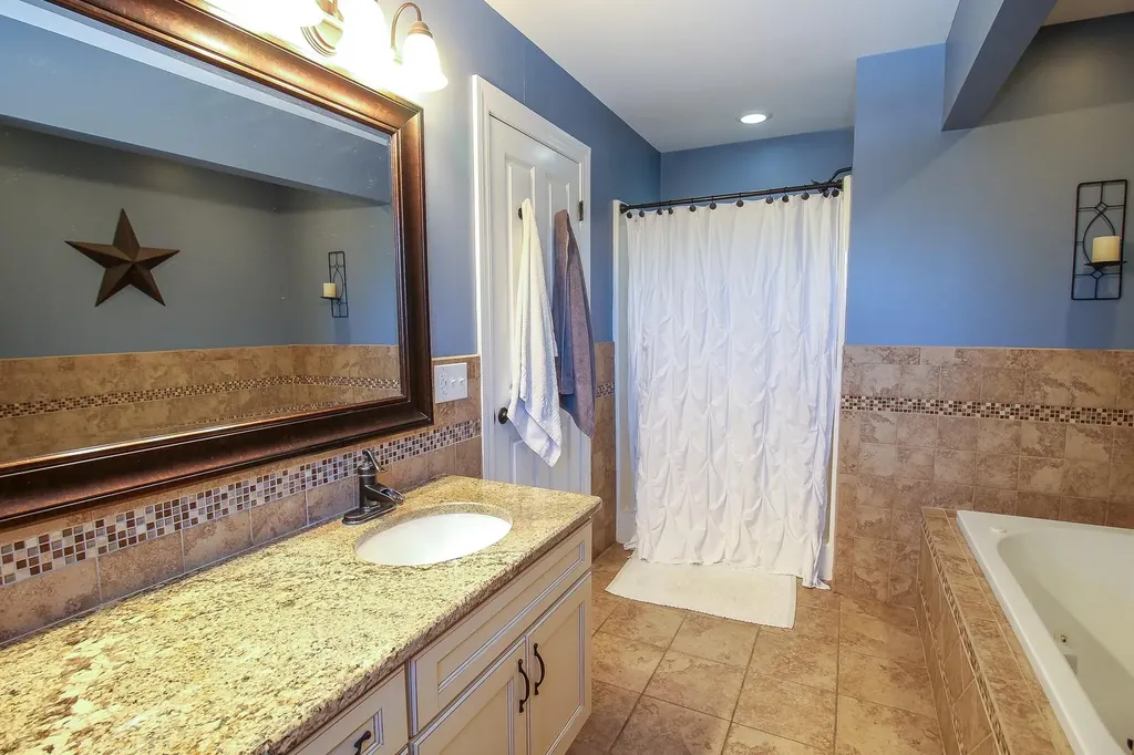 174 Burlingham Road Pine Bush NY 12566