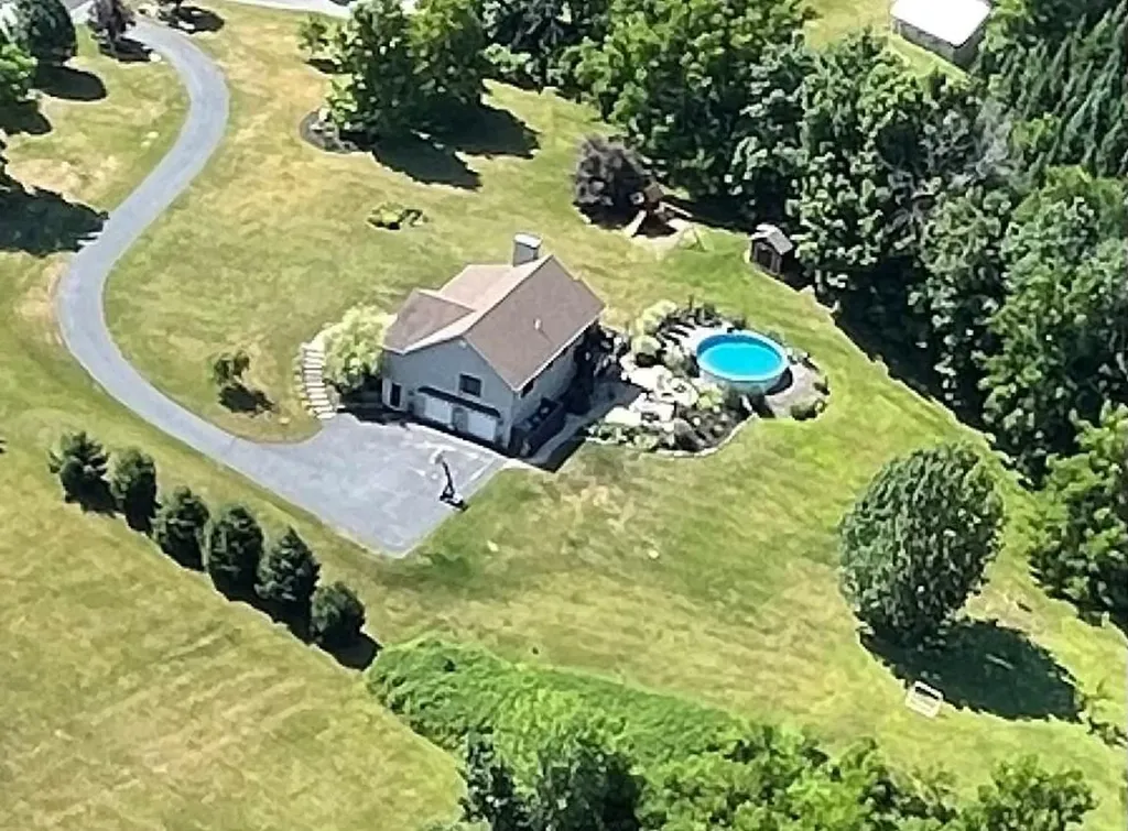174 Burlingham Road Pine Bush NY 12566