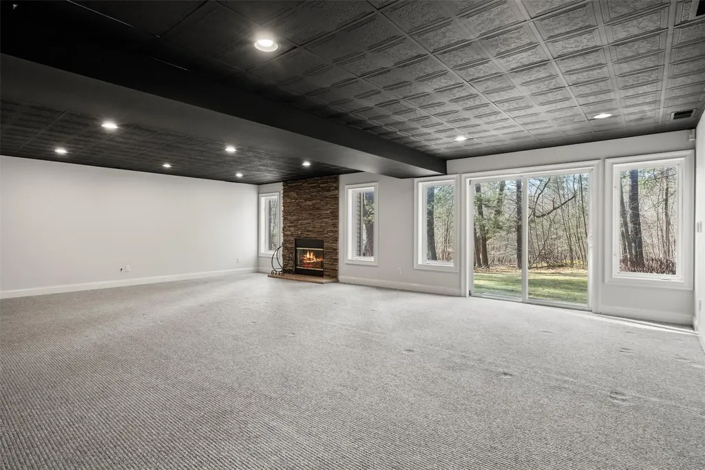 3 Eleanor Drive Montgomery NY 12549