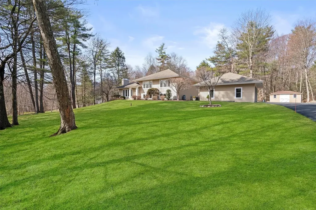 3 Eleanor Drive Montgomery NY 12549