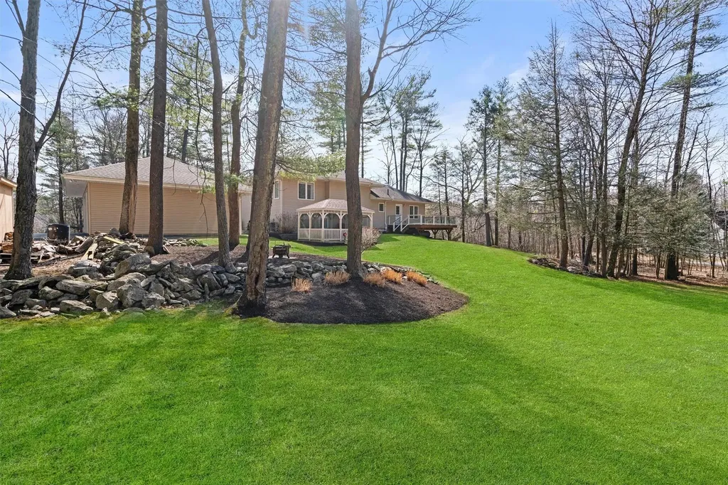 3 Eleanor Drive Montgomery NY 12549