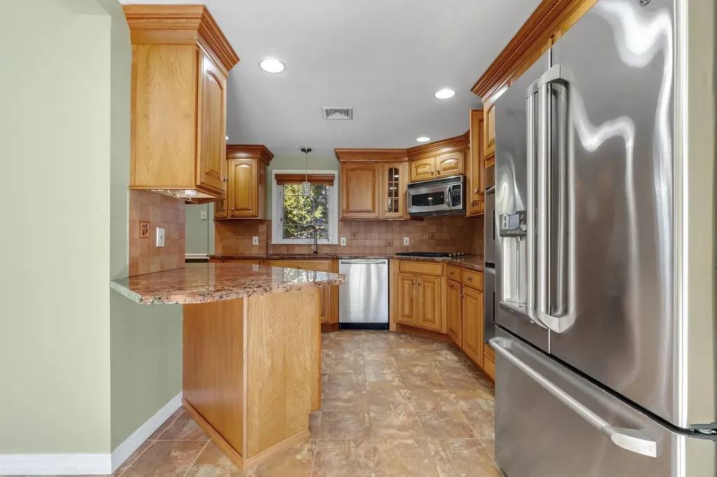 57 Sterling Avenue Harrison NY 10528