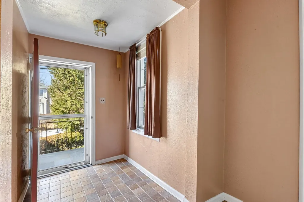 57 Sterling Avenue Harrison NY 10528