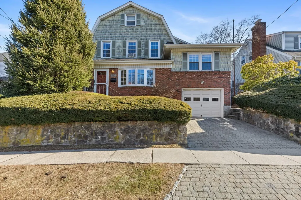 57 Sterling Avenue Harrison NY 10528