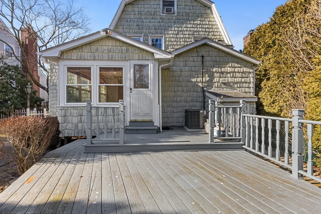 57 Sterling Avenue Harrison NY 10528