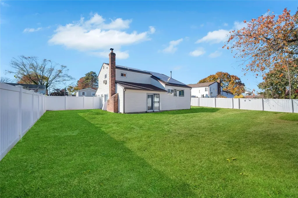 141 Root Avenue Central Islip NY 11722