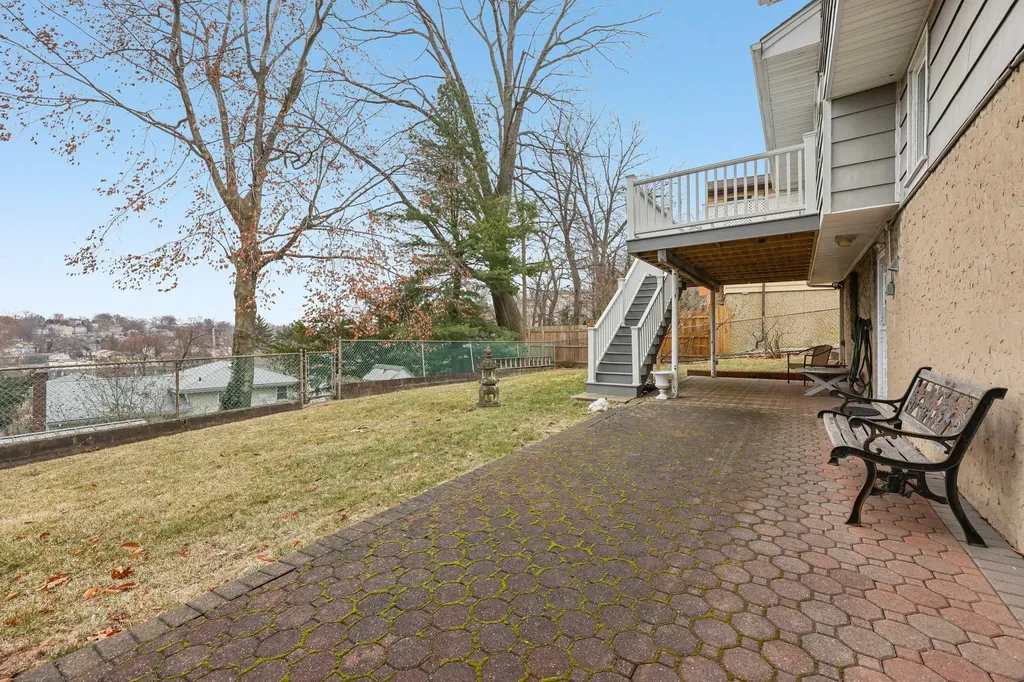 14 Hardy Place Yonkers NY 10703