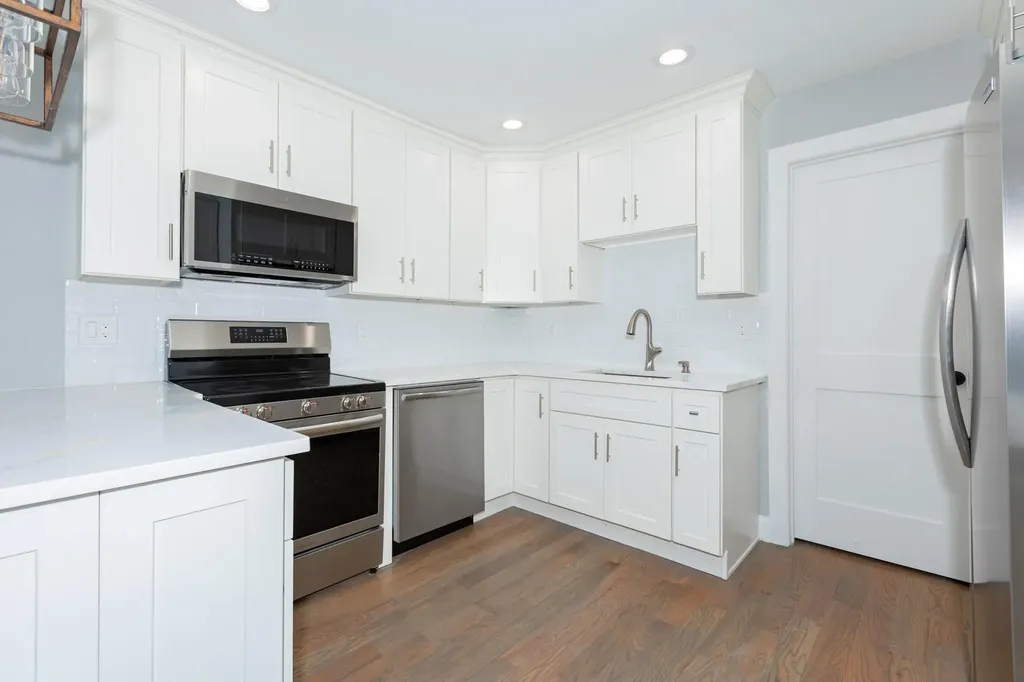 43 Midwood Road West Babylon NY 11704