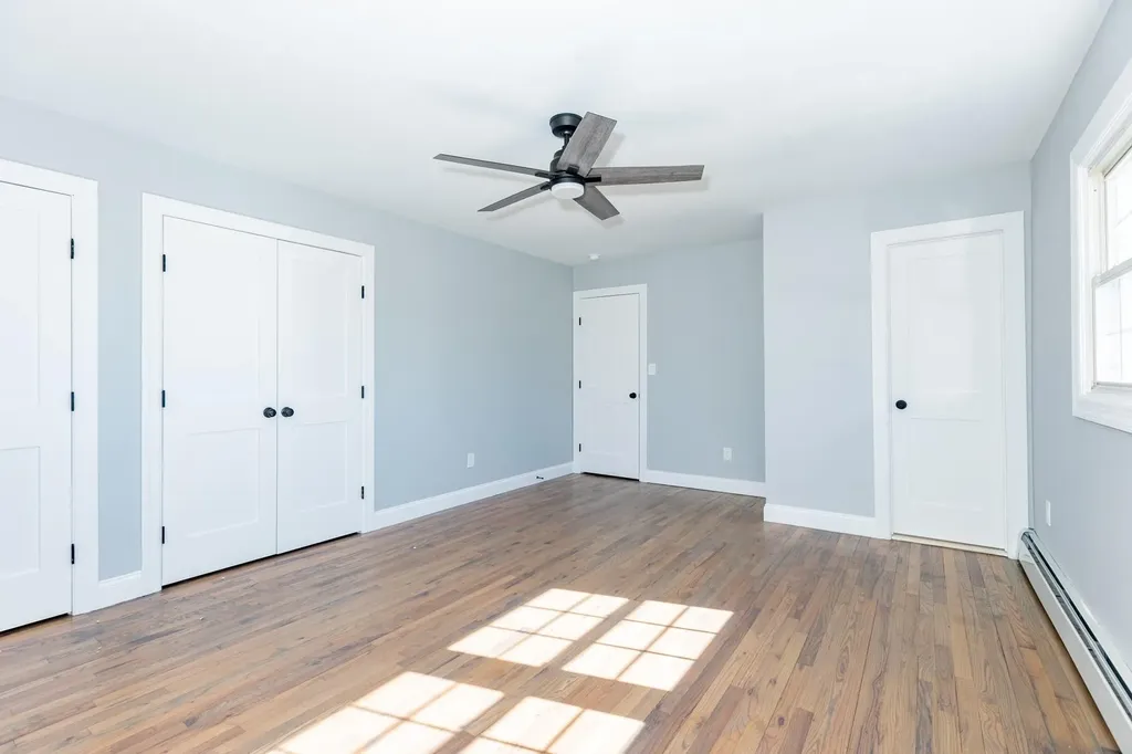 43 Midwood Road West Babylon NY 11704