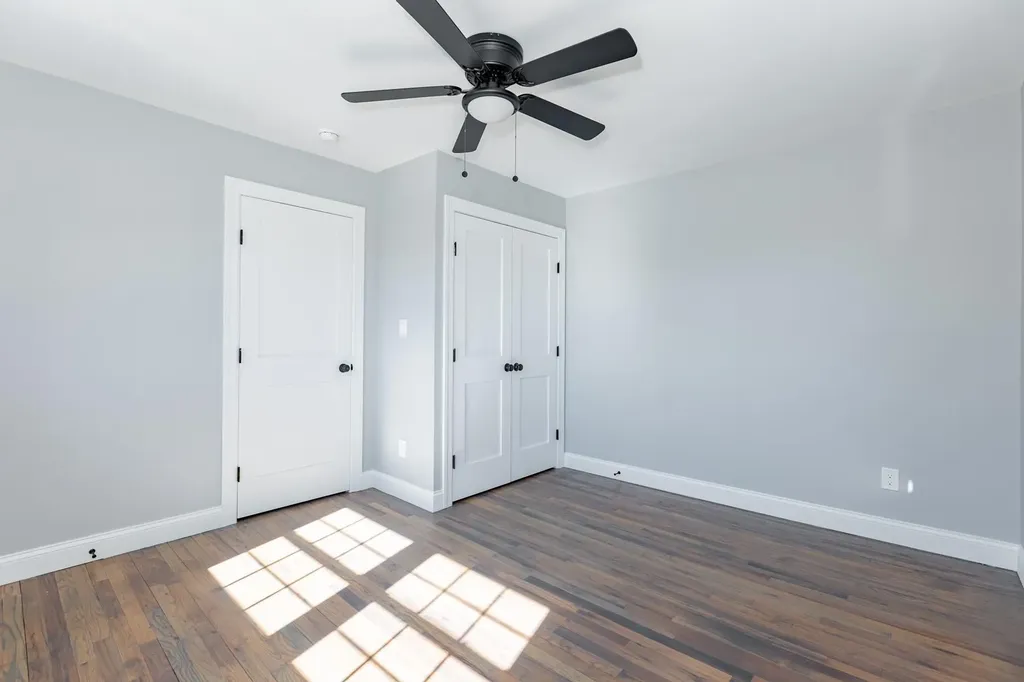 43 Midwood Road West Babylon NY 11704