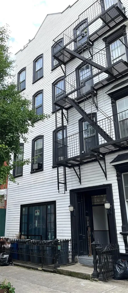 206 Montrose Avenue Brooklyn NY 11206