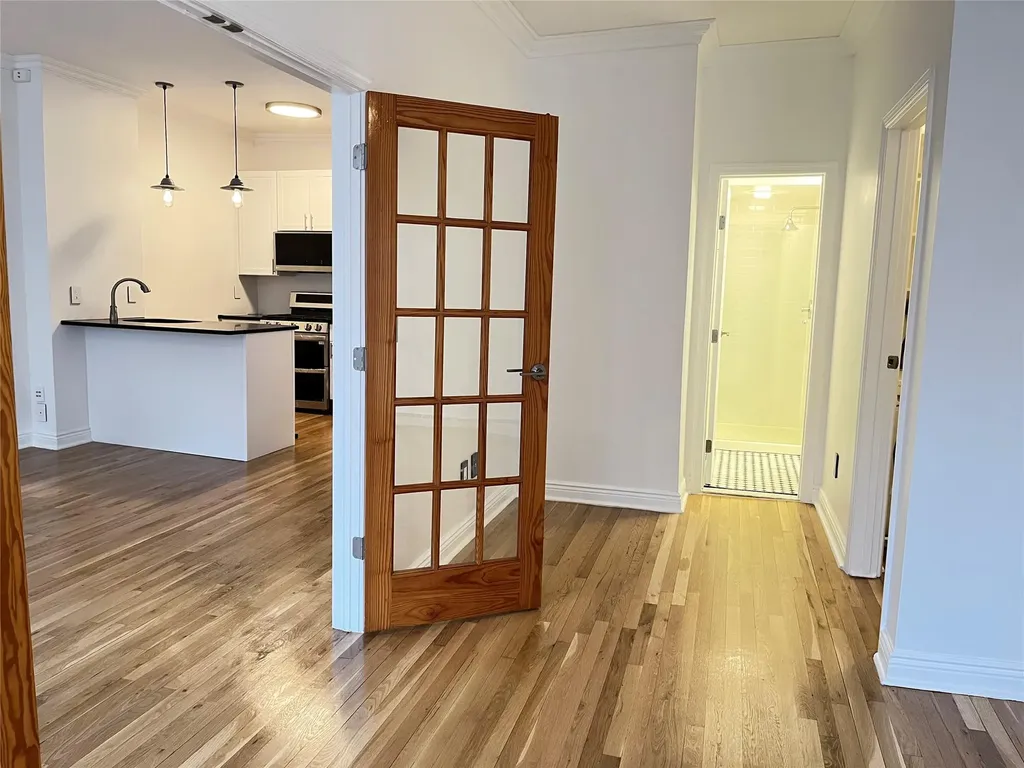 206 Montrose Avenue Brooklyn NY 11206