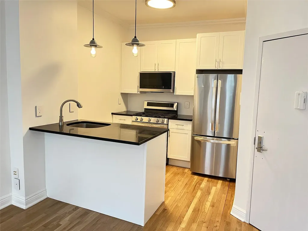 206 Montrose Avenue Brooklyn NY 11206