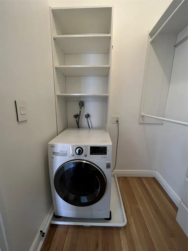 206 Montrose Avenue Brooklyn NY 11206