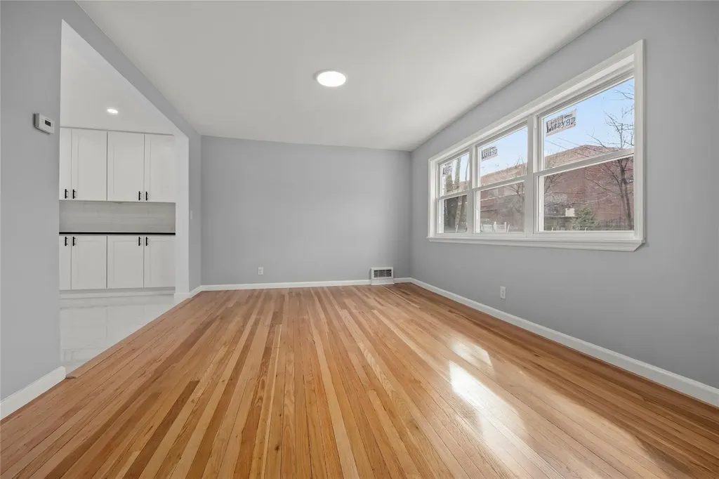 1210 151st Place Whitestone NY 11357