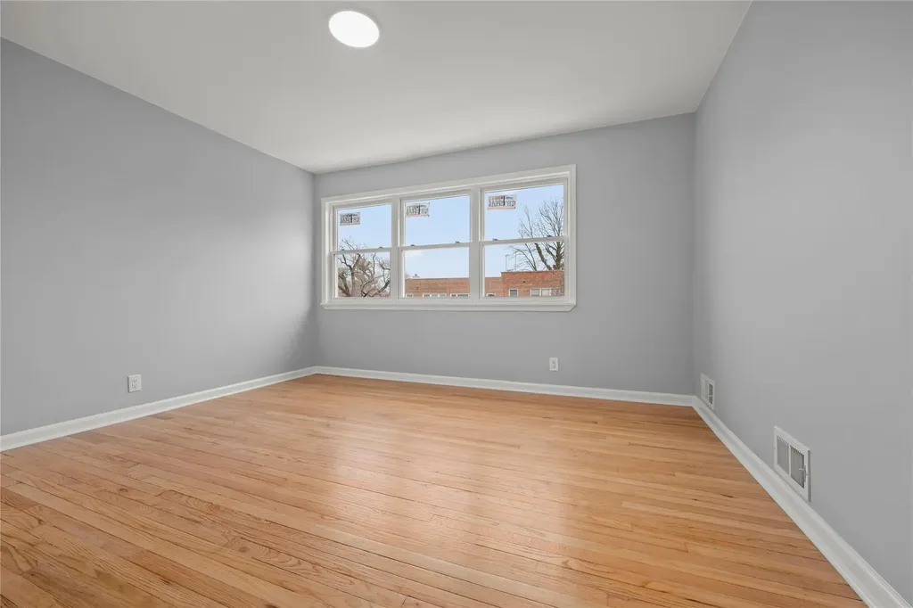 1210 151st Place Whitestone NY 11357