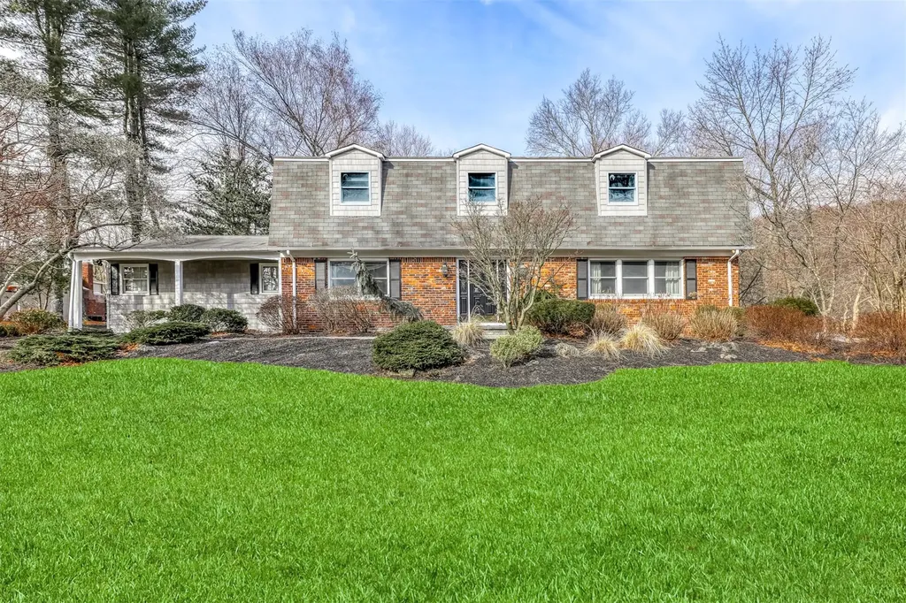 9 Kings Gate Road Suffern NY 10901