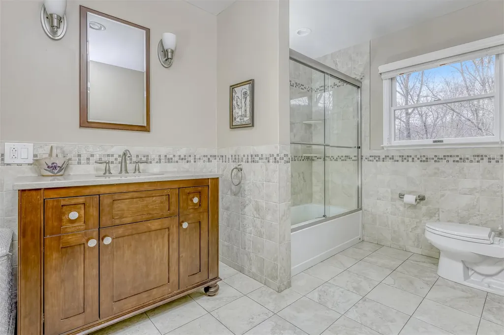 9 Kings Gate Road Suffern NY 10901