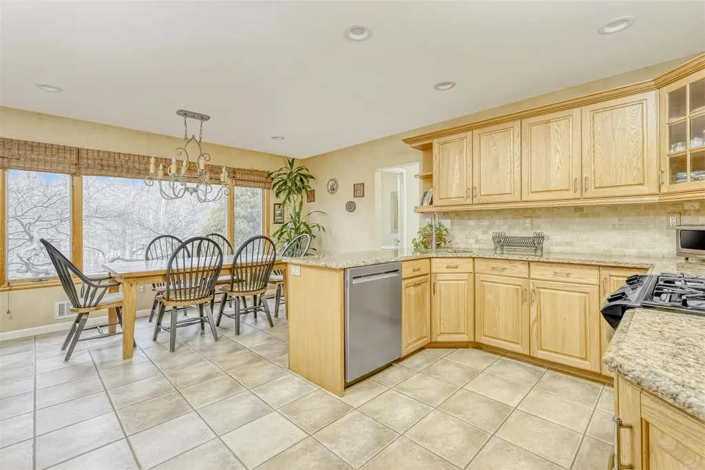 9 Kings Gate Road Suffern NY 10901