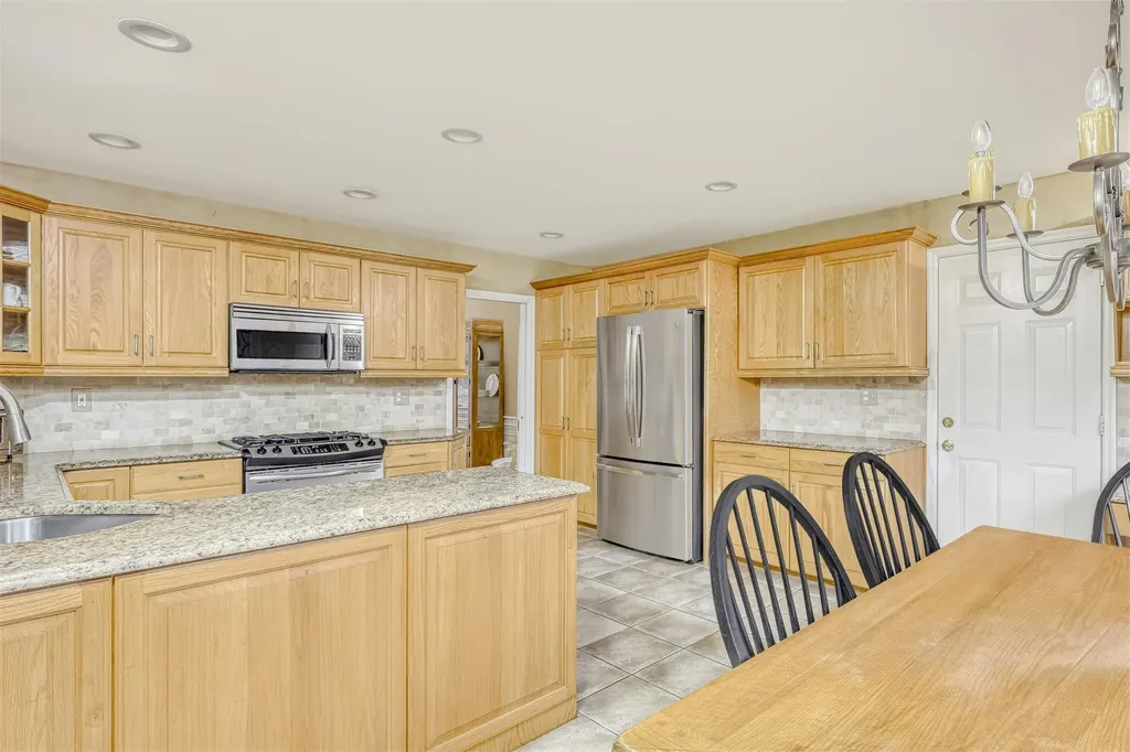 9 Kings Gate Road Suffern NY 10901