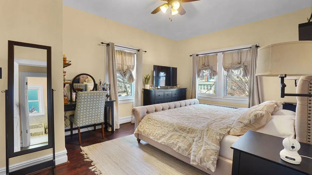 14832 87th Avenue Jamaica NY 11435