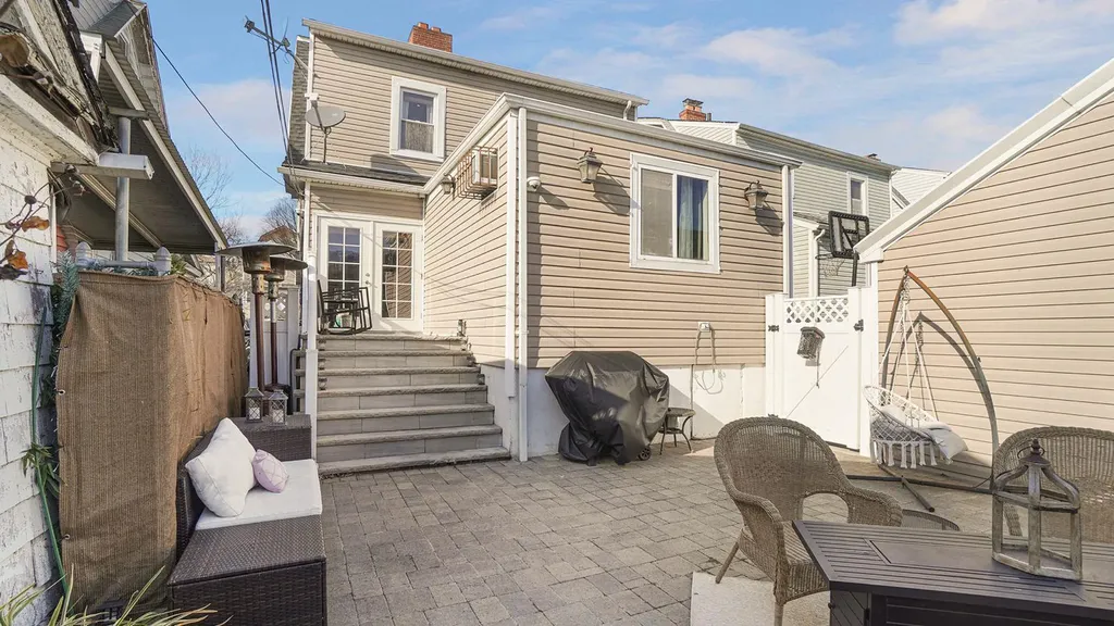 14832 87th Avenue Jamaica NY 11435
