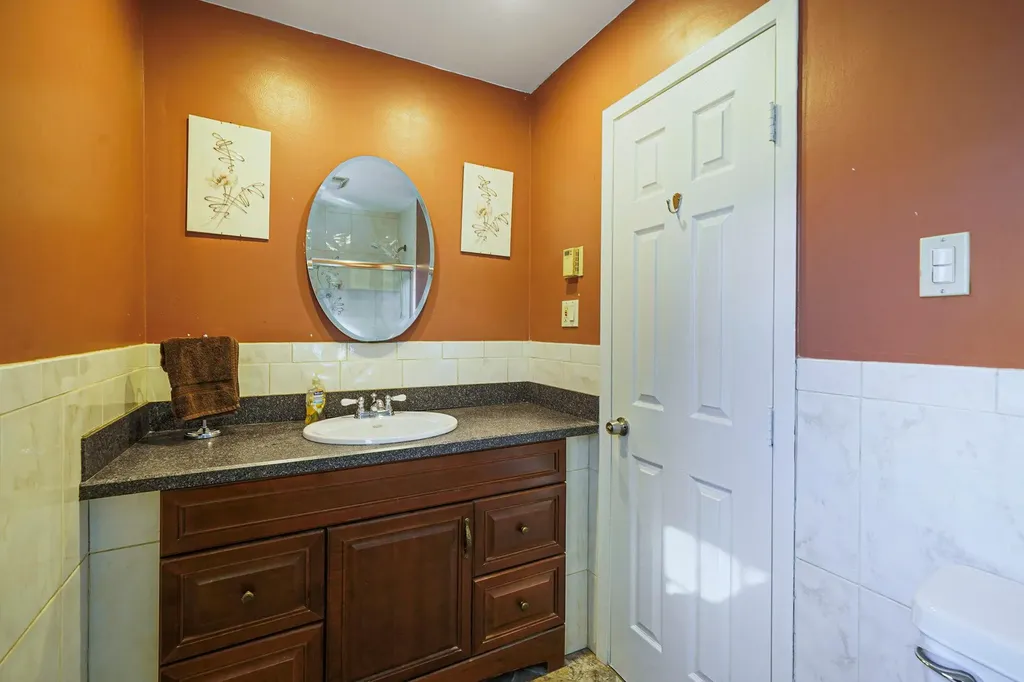 17 Susan Drive Bellport NY 11713