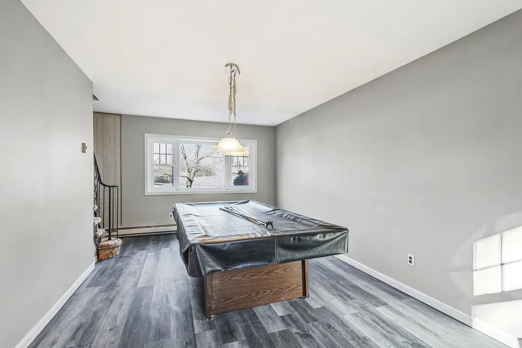 17 Susan Drive Bellport NY 11713