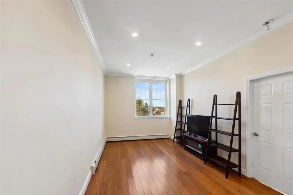 100 Clarewood Drive Hastings-on-hudson NY 10706