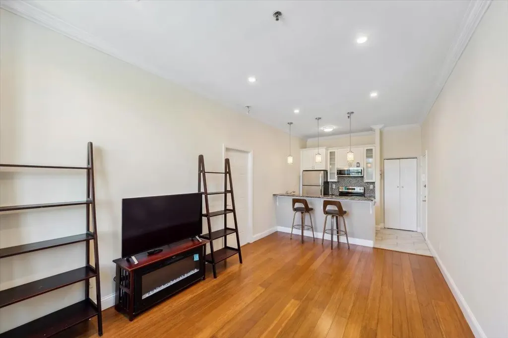 100 Clarewood Drive Hastings-on-hudson NY 10706