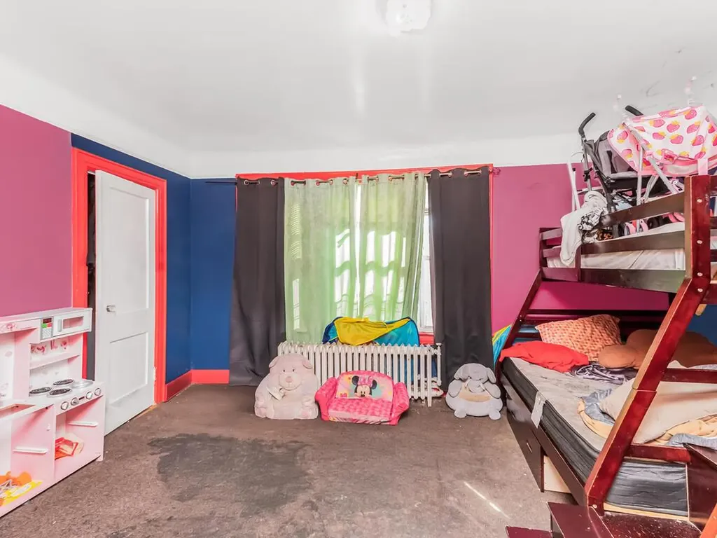 1963 Chatterton Avenue Bronx NY 10472