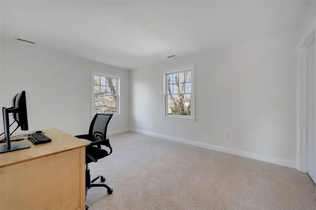 18 Hubbard Drive White Plains NY 10605