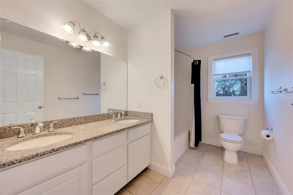18 Hubbard Drive White Plains NY 10605