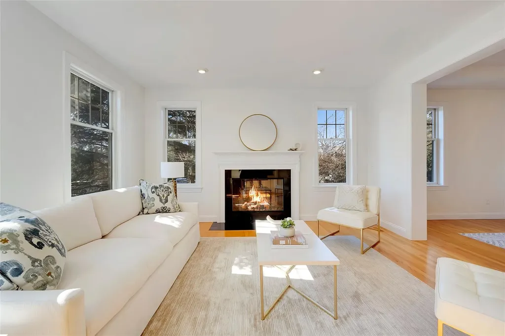 18 Hubbard Drive White Plains NY 10605
