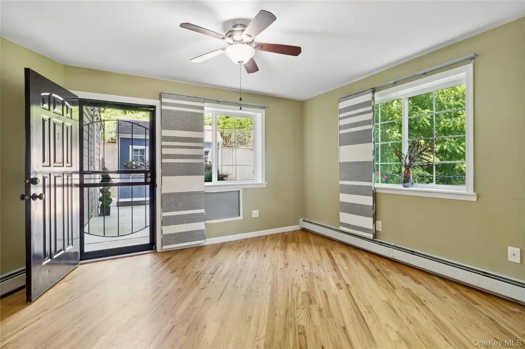 3705 Pratt Avenue Bronx NY 10466