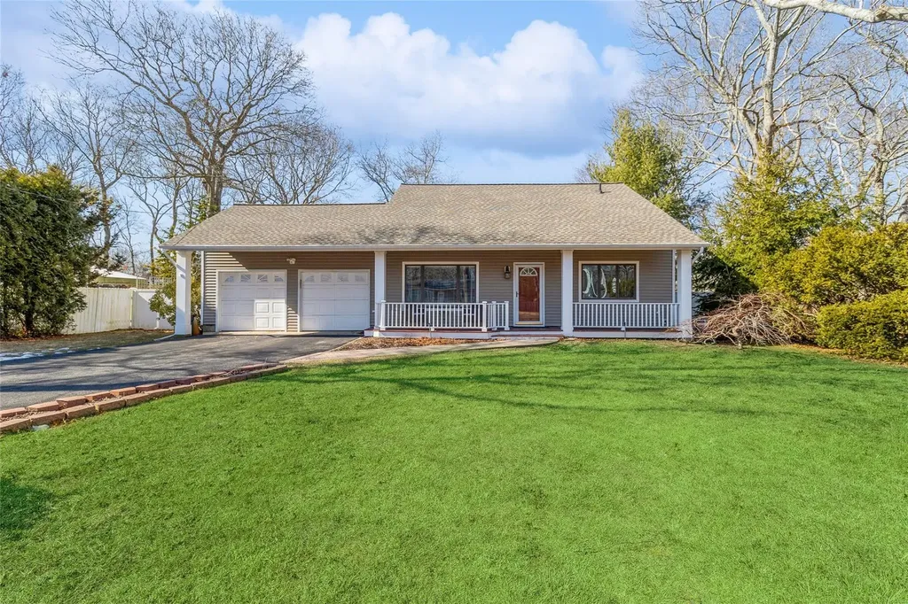 60 Corbin Avenue Shirley NY 11967