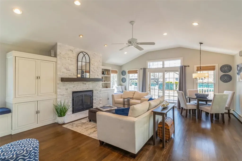 60 Corbin Avenue Shirley NY 11967