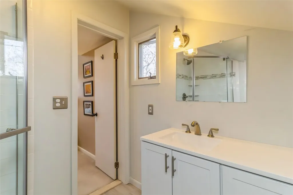 60 Corbin Avenue Shirley NY 11967