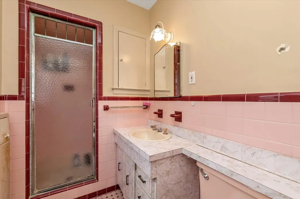 1620 Kent Drive Hewlett NY 11557