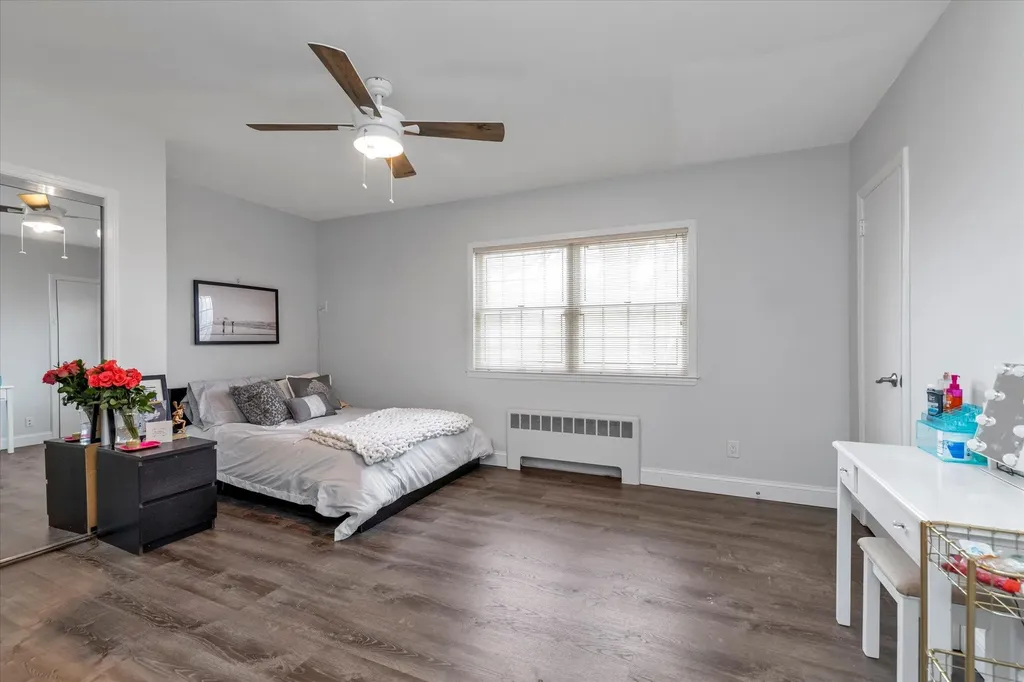 1620 Kent Drive Hewlett NY 11557