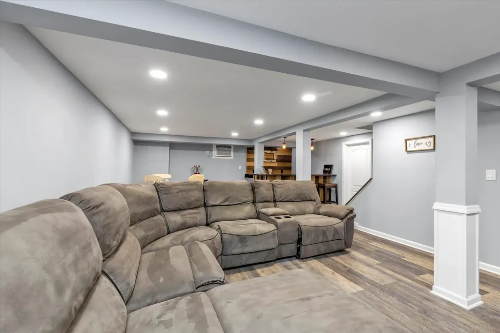 1620 Kent Drive Hewlett NY 11557