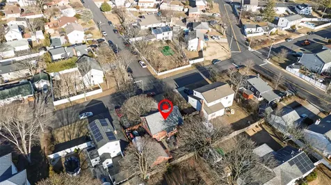 41 S Oregon Road West Babylon NY 11704