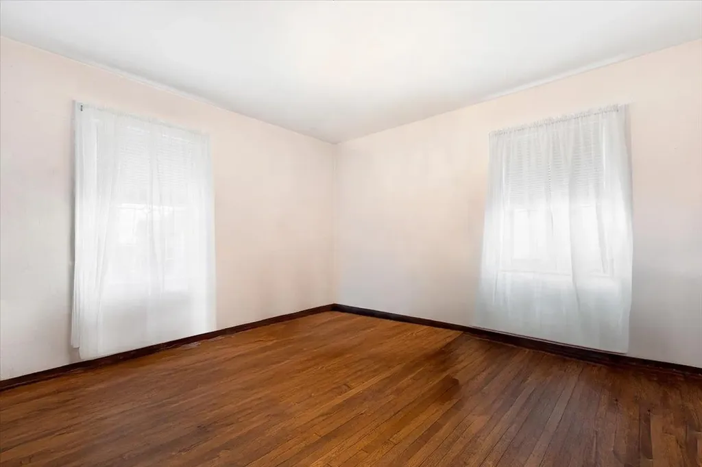 140 Colonial Parkway N Yonkers NY 10710