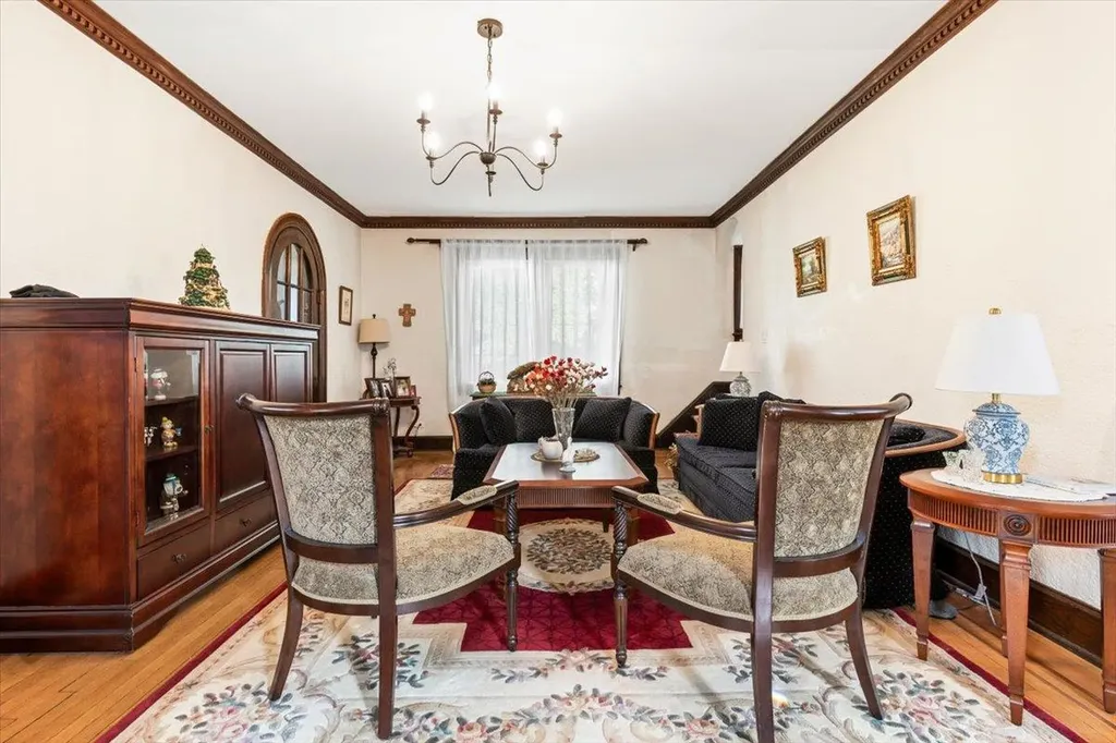 140 Colonial Parkway N Yonkers NY 10710